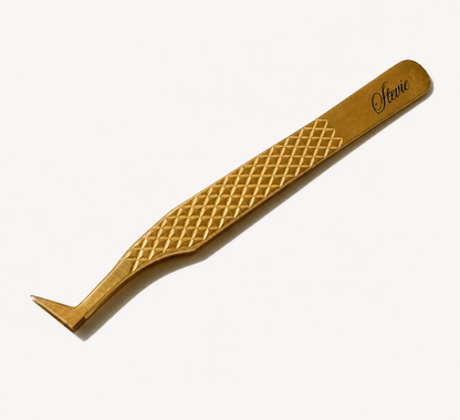 Stevie Pretty PLS Lash Tweezer